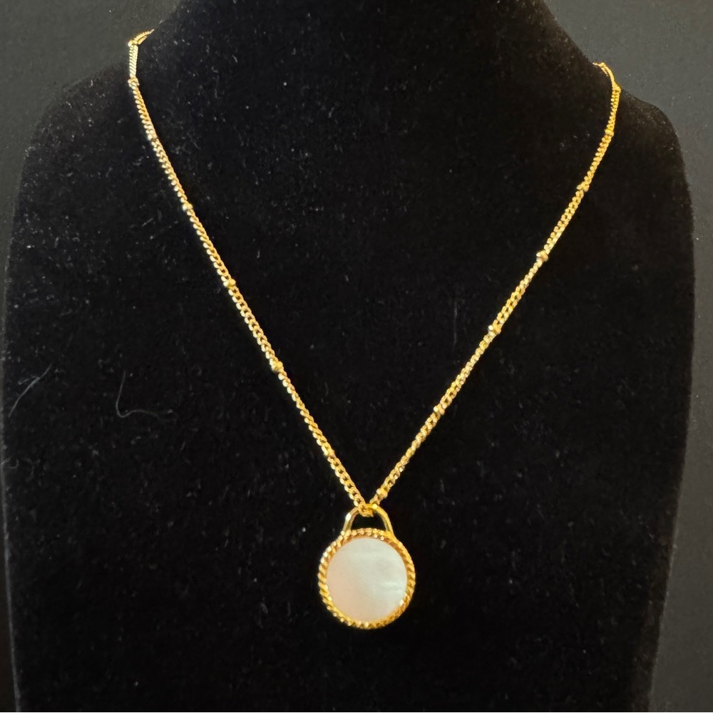 Atolea Mother of Pearl Pendant Gold Necklace